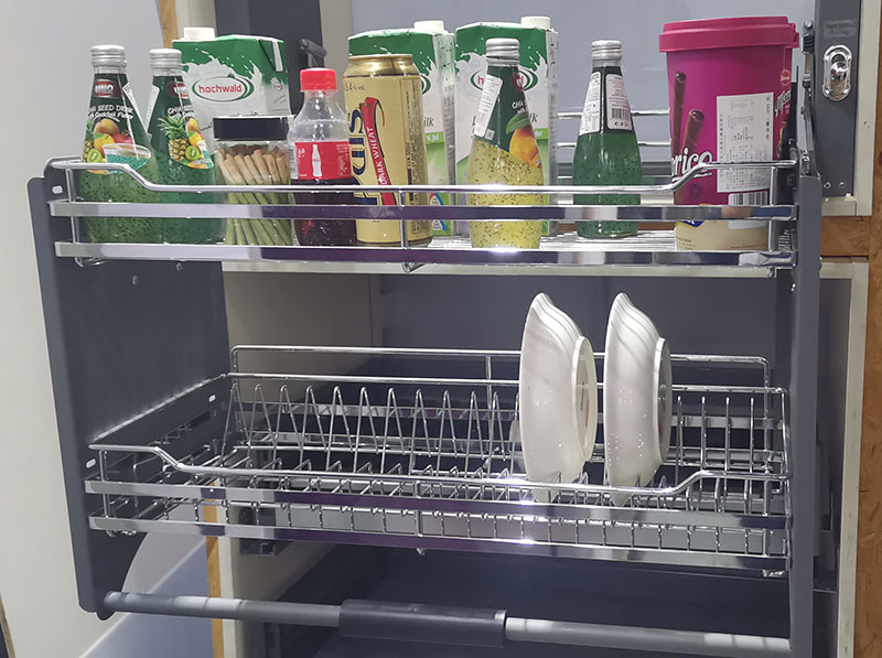 China Kitchen Accessories Adjustable up and down Kitchen Wall Cabinet Lifting storage Baskets