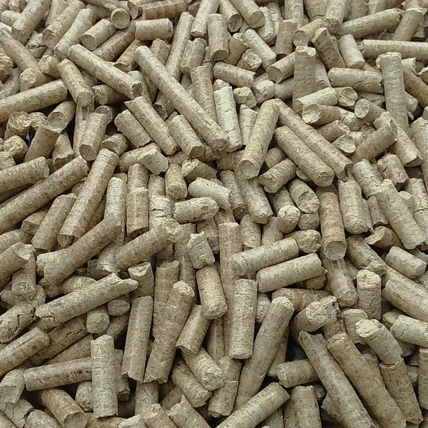 Вьетнамские горячие продажи Гранулы рисовой шелухи для сжигания/обогрева/экологически чистой энергии с высококачественным брикетом из шелухи с низким налогом