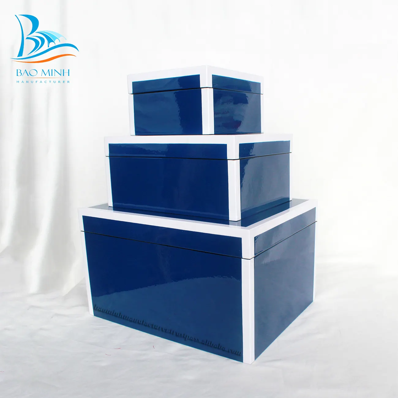 Сине-белая отделка лакированная деревянная коробка подарок ручной работы известная во Вьетнаме