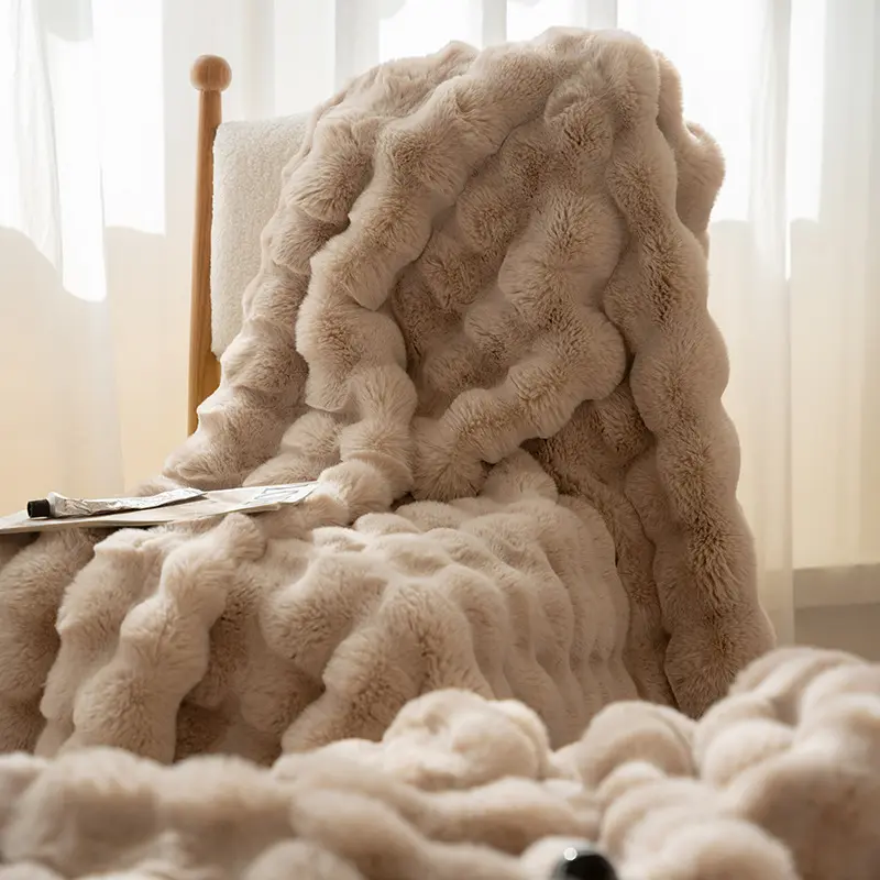 Двухслойное матовое длинное плюшевое теплое зимнее пушистое одеяло из искусственного меха