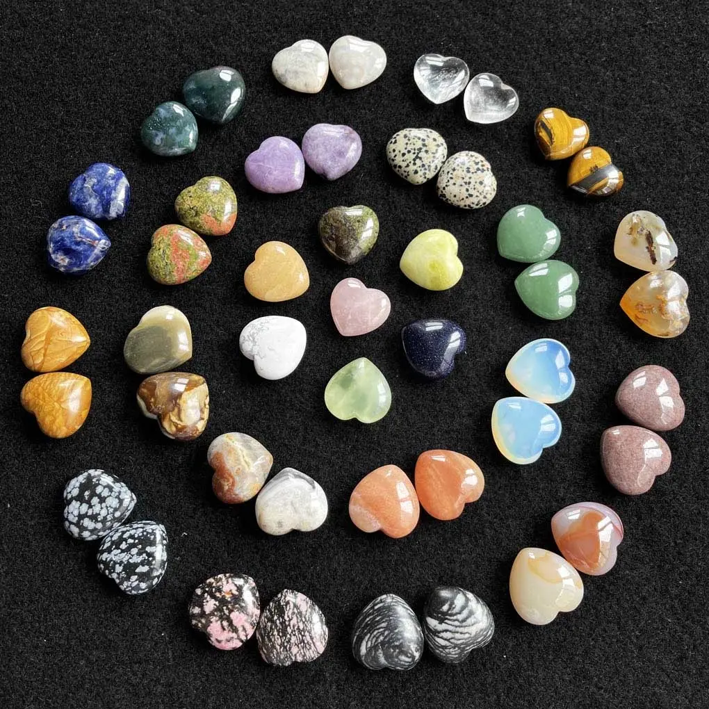 Оптовая продажа, в форме сердца, любовь, целительные камни, смешанные цвета, мини-сердца с натуральными кристаллами