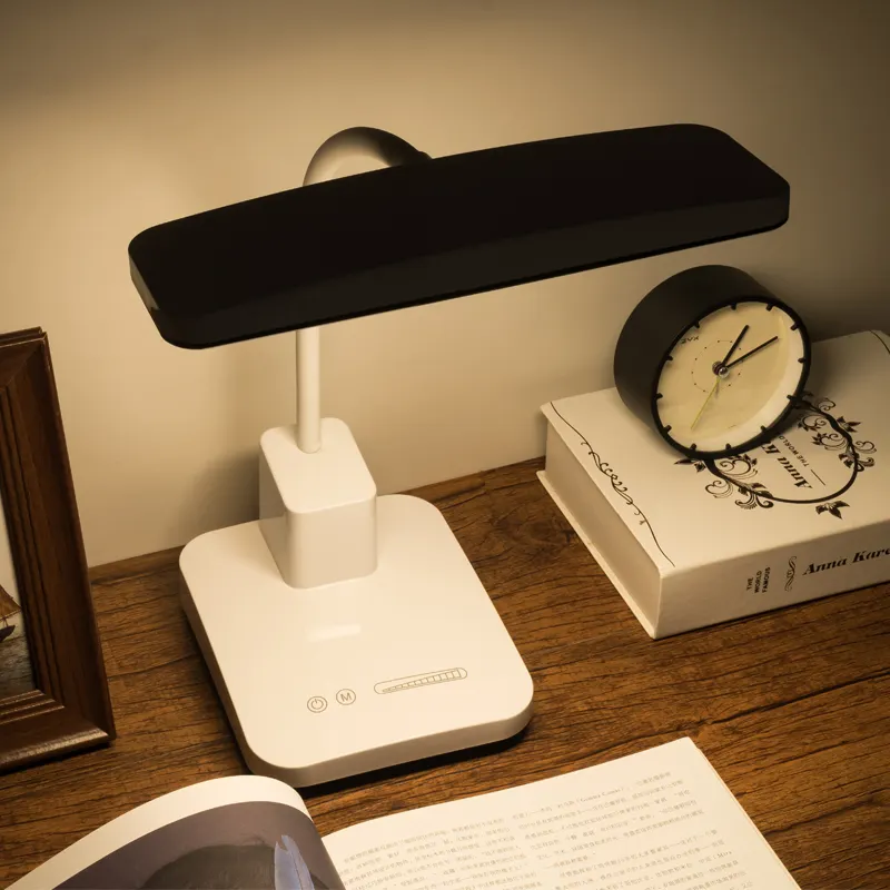 Kid's Room Table Desk Lamp