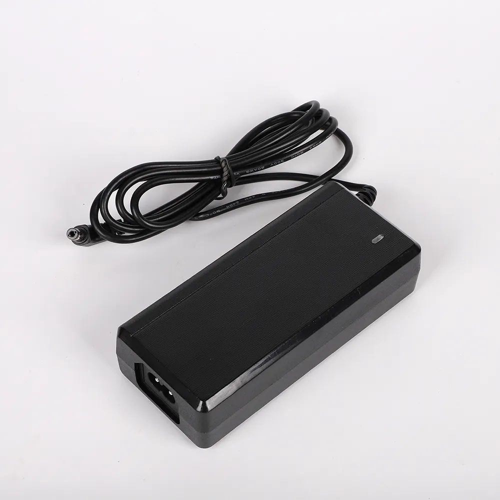 Free Sample Ac Dc Adaptor 12v 5a Power Adapter 12 Volt 5 Amp Power Supply For LED LCD CCTV