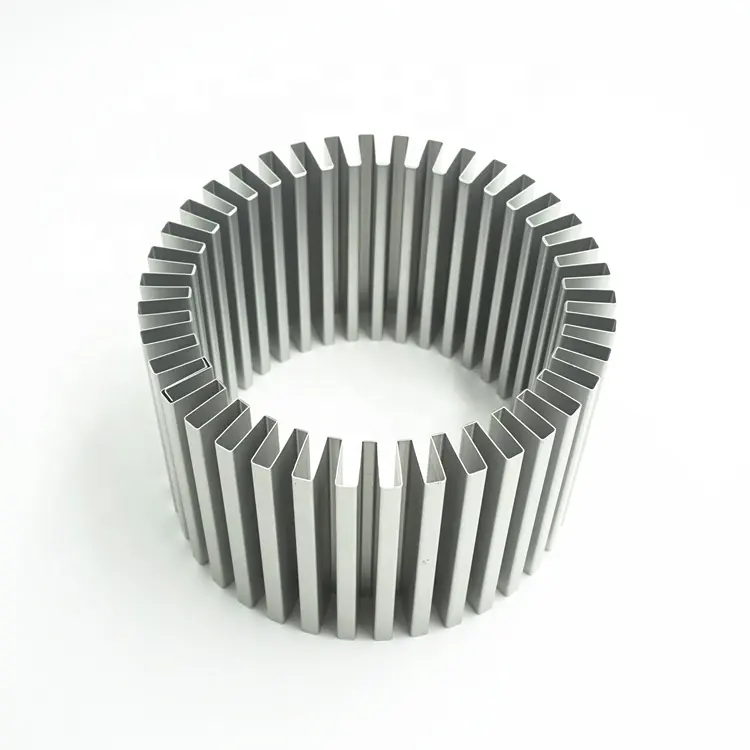 Высококачественный CNC экструдированный алюминиевый радиатор для автозапчастей мотоциклов