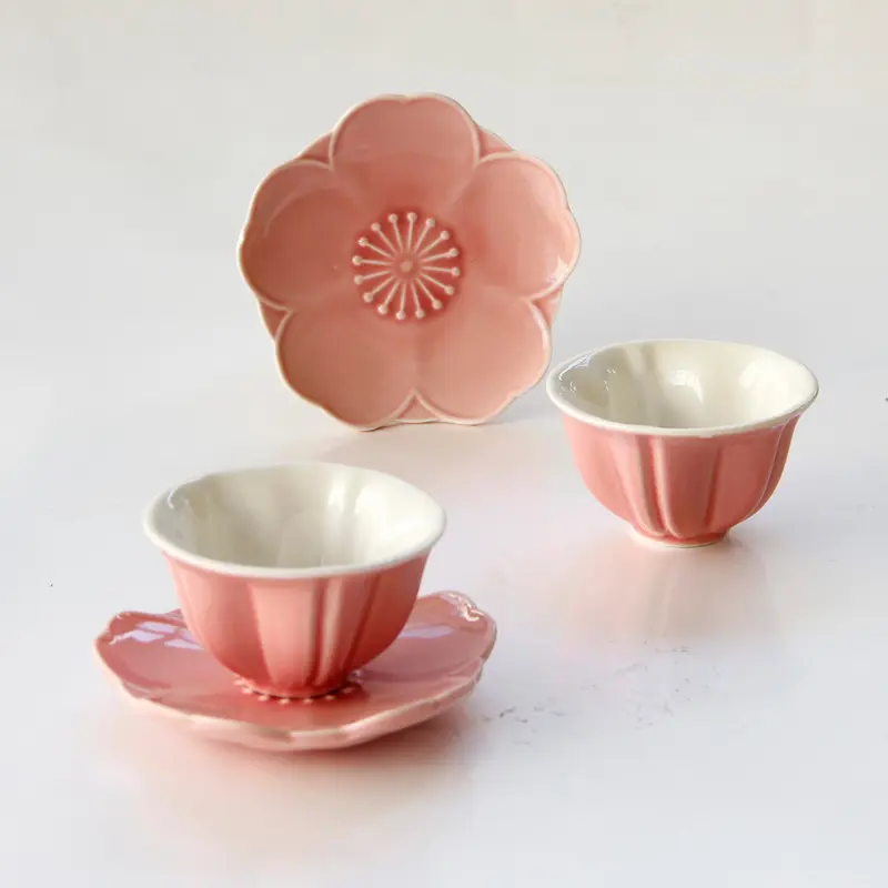 Оптовая продажа 2021, Европейский подарок для кофе оптом, маленькие розовые стеклянные керамические наборы, чайные чашки и блюдца