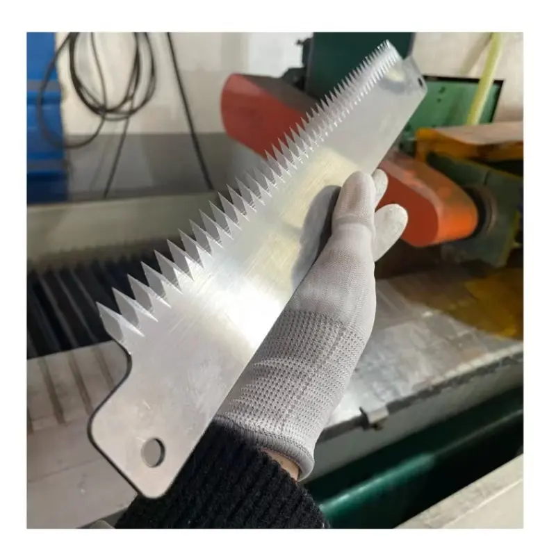 Factory price serrated zigzag blade Best Industrial Packaging Machine Knife For Cutting All Sorts Packing Material