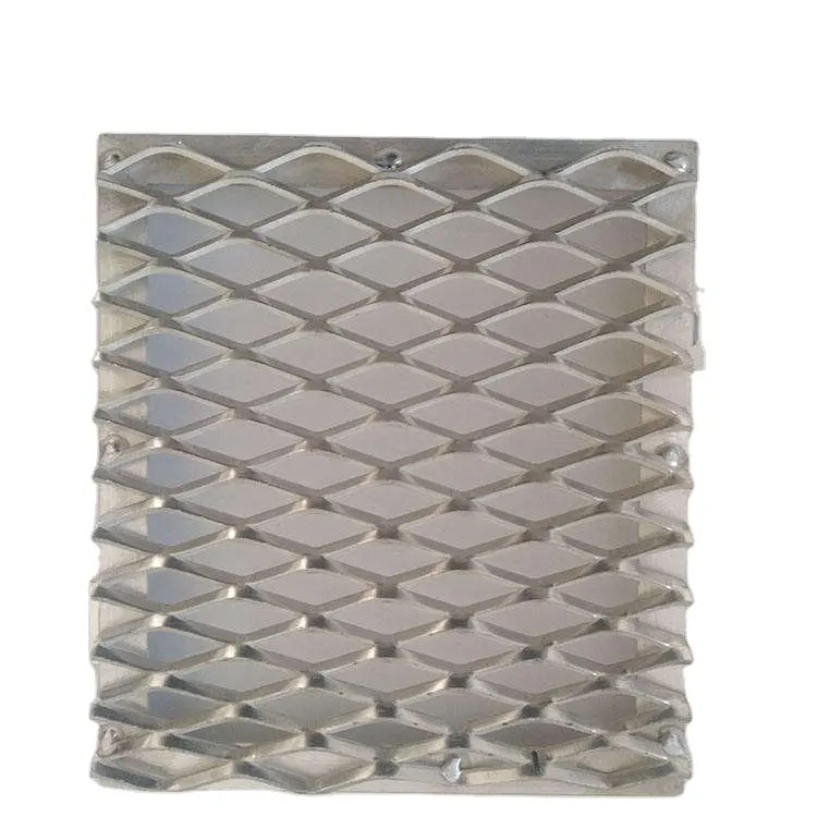 Алмазная форма алюминиевая Расширенная металлическая сетка на заказ Расширенная металлическая сетка толщиной 2 мм Расширенная алюминиевая сетка