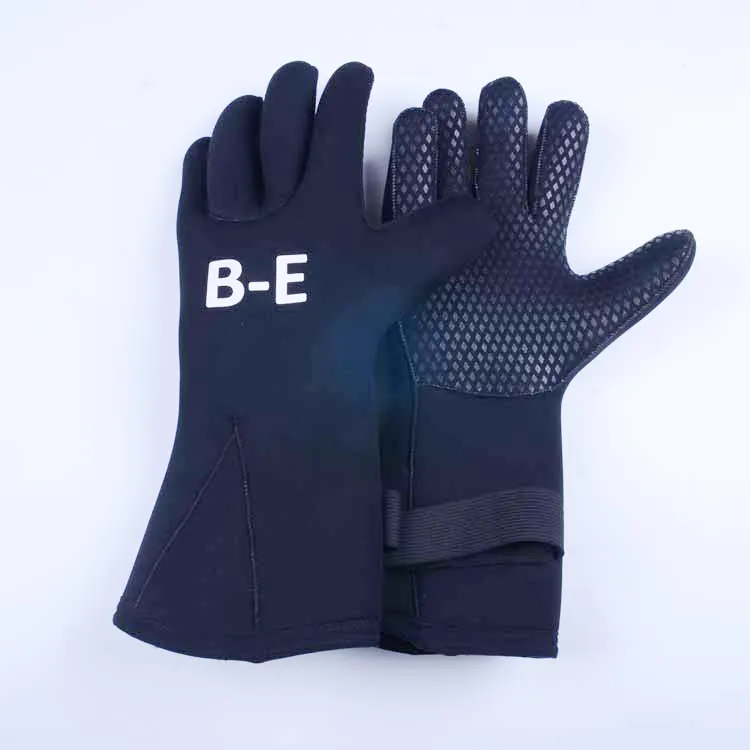 Hot Sale Skin-Friendly Swimming Cycling Rubber Neopren Gloves