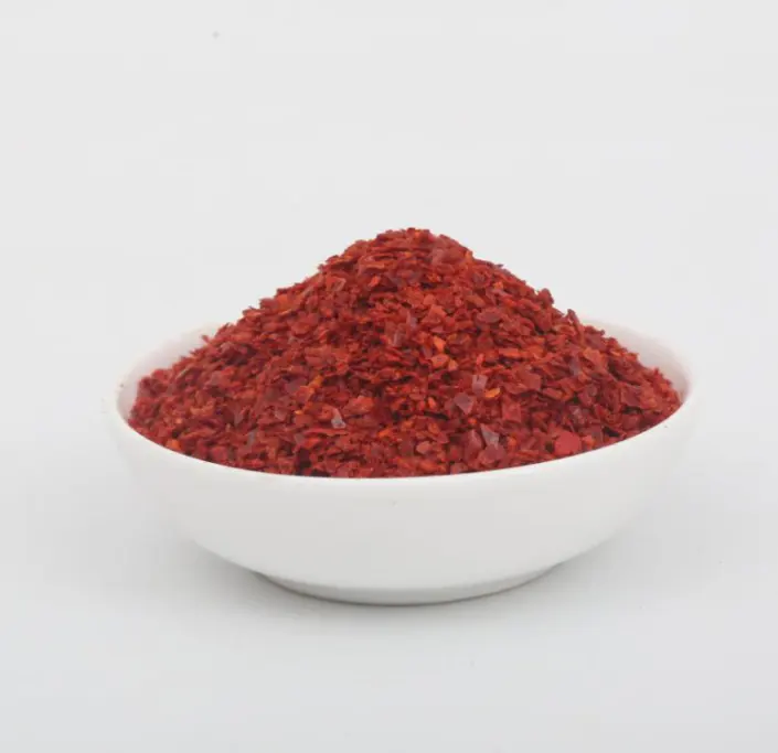 Top quality chili kimchi crushed /Typical mild spicy gochugaru chili pepper flakes for korean kimchi