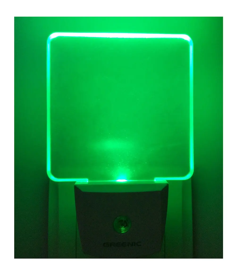 0.5W UK/USA/EU/AU plug in LED night light dusk to dawn sensor green color
