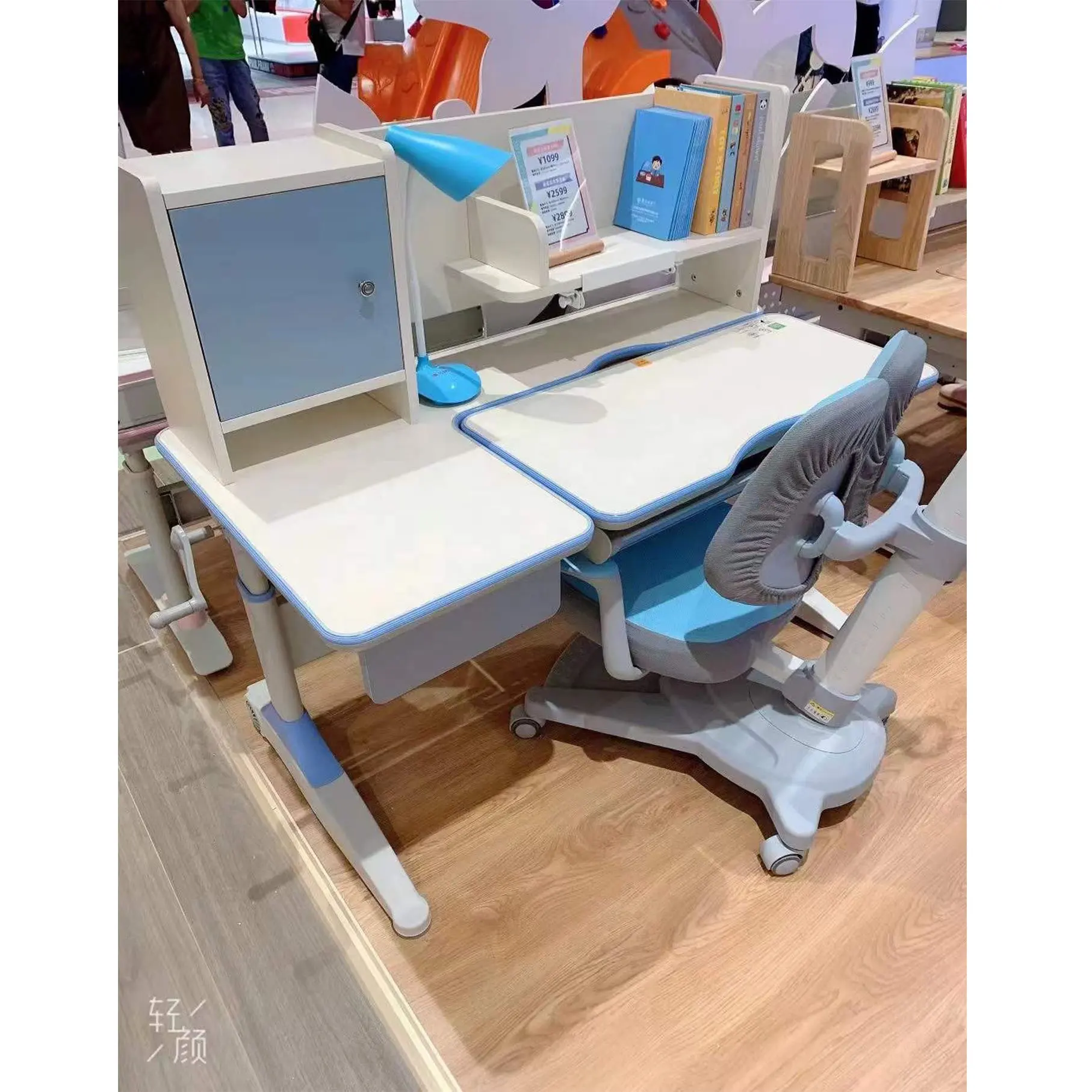 Детский учебный стол и стул для школы с регулируемой высотой