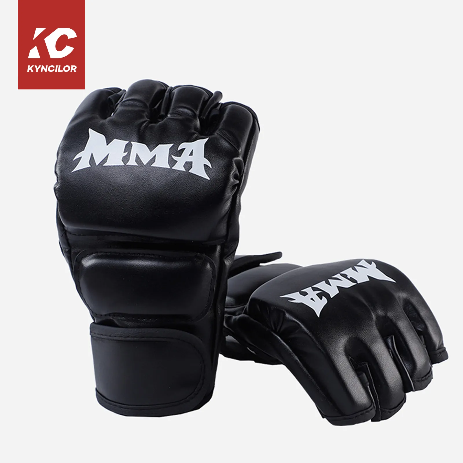 Боксерские спортивные перчатки