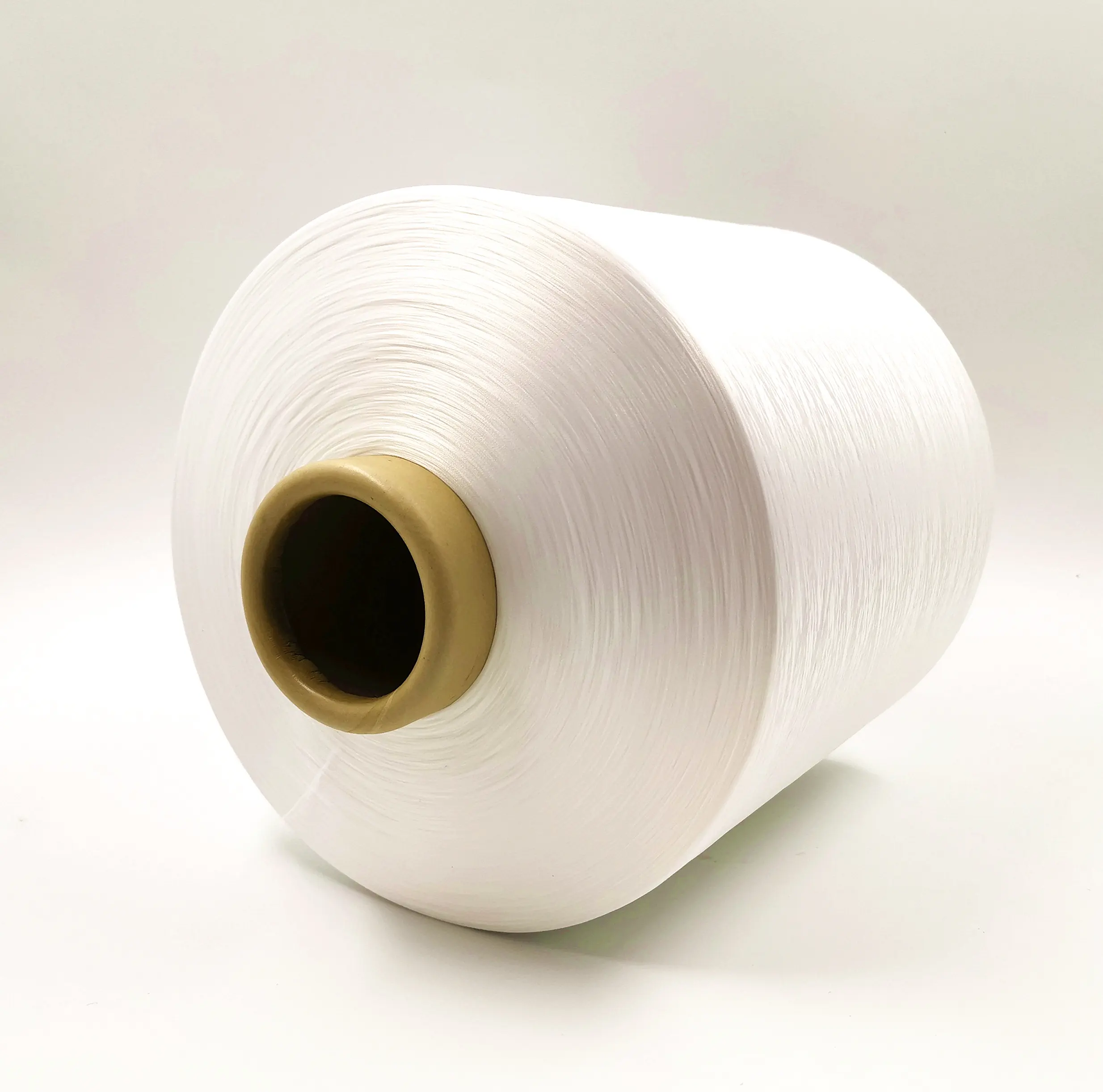 Polyester overlocking thread 150D/36F/1 raw white  semi dull 6 kg per cone