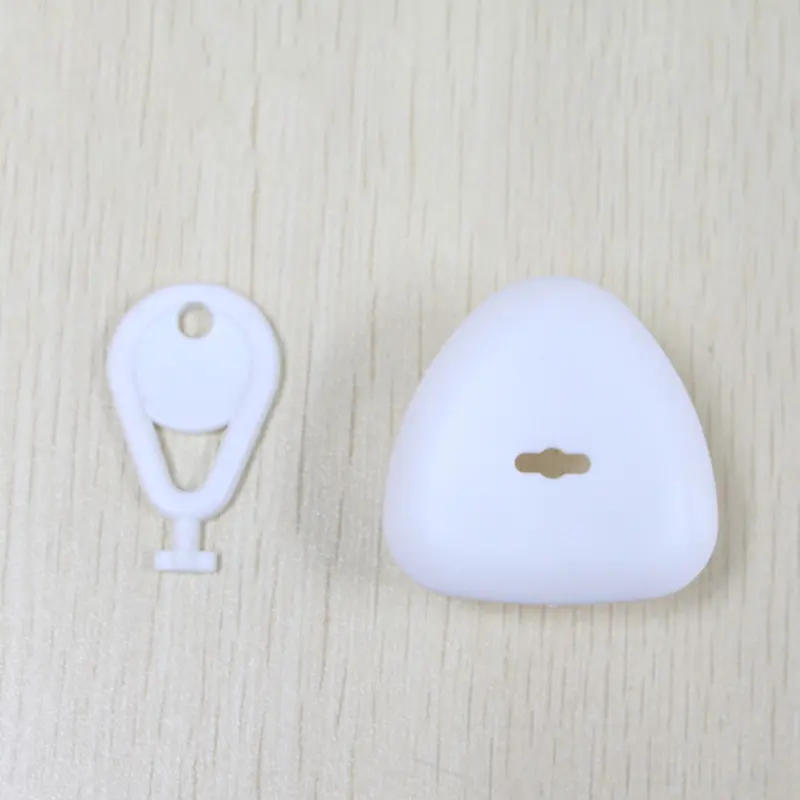 Protect Baby Finger Electrical Protector Plastic Socket Plug Outlet Covers Safety Receptacle Covers