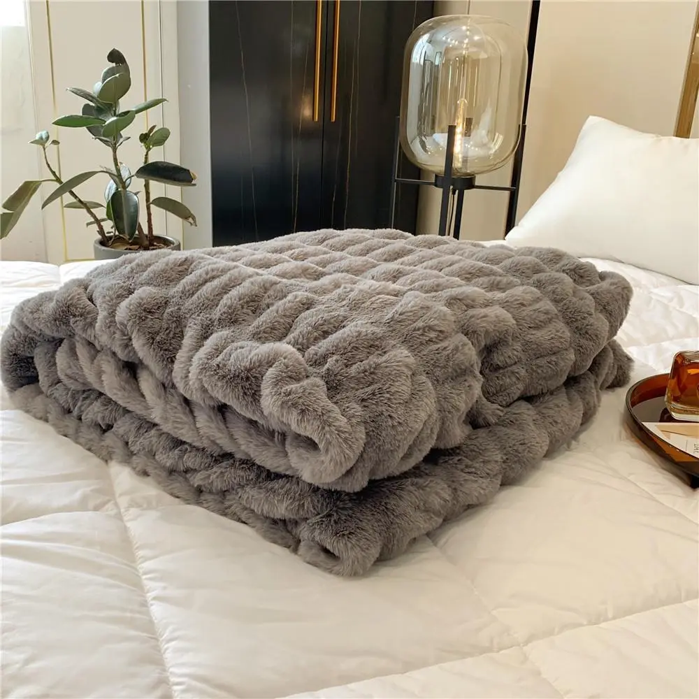 Мягкие стильные Роскошные теплые тисненые одеяла с рюшами из искусственного кроличьего меха