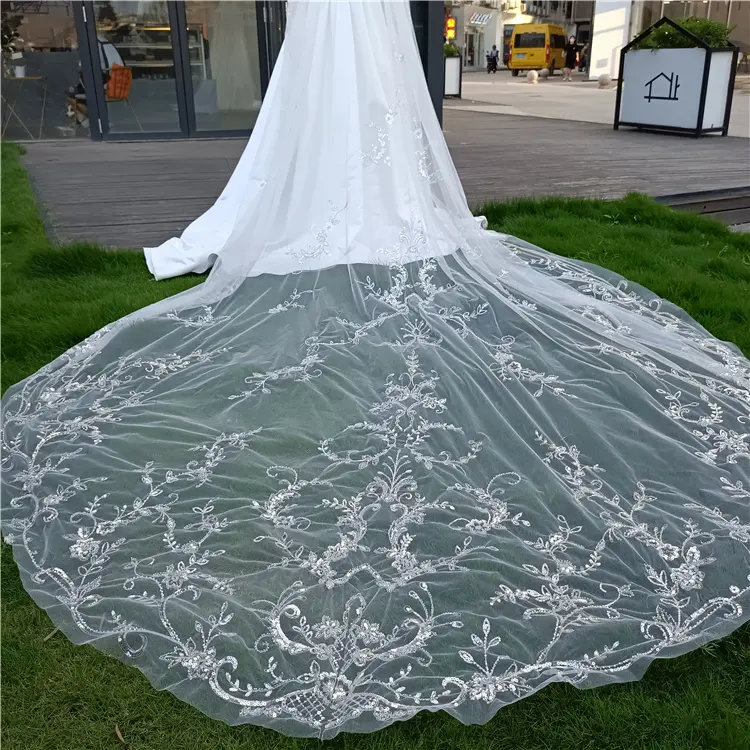 Elegant tulle lace floral long wedding gown face veil white for bride luxury design