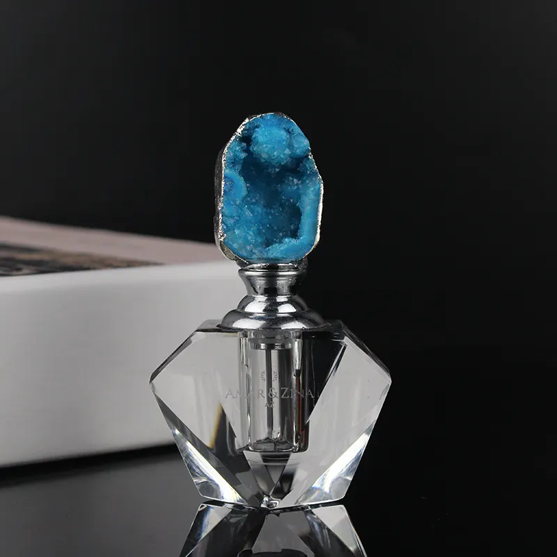 2021 Cheap Natural Agate Stone Crystal Perfume Bottle Oud Oil Bottles Custom
