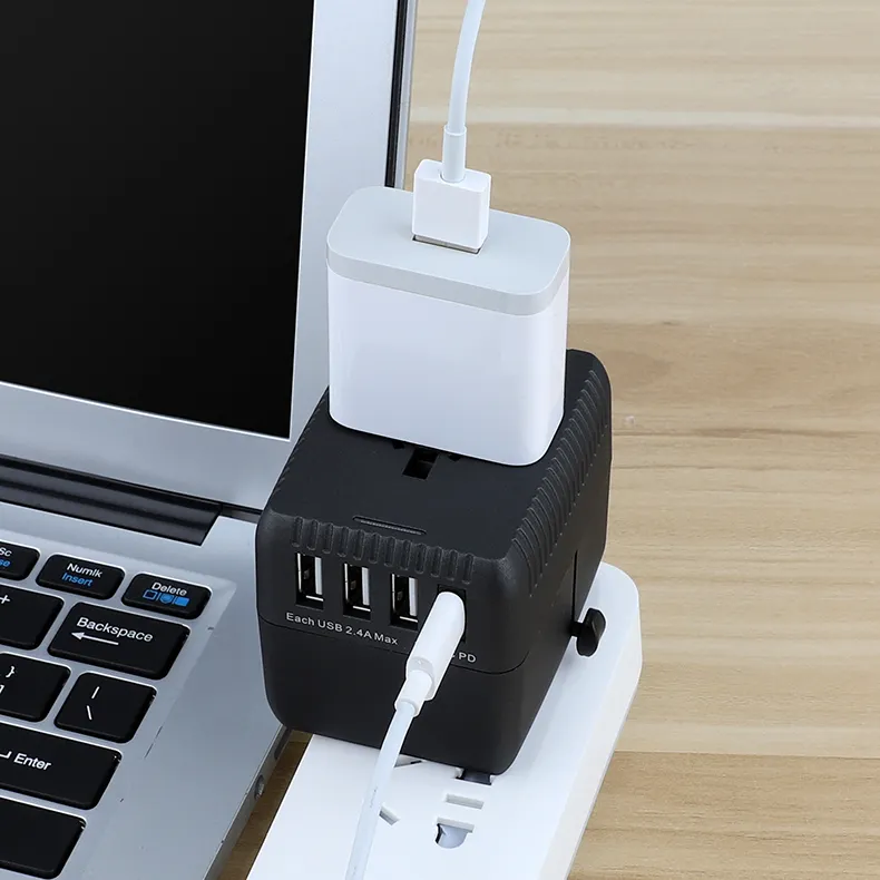 2019 hot sale universal travel adapter aus uk us eu plug socket type-c usb quick charger for promotion gift