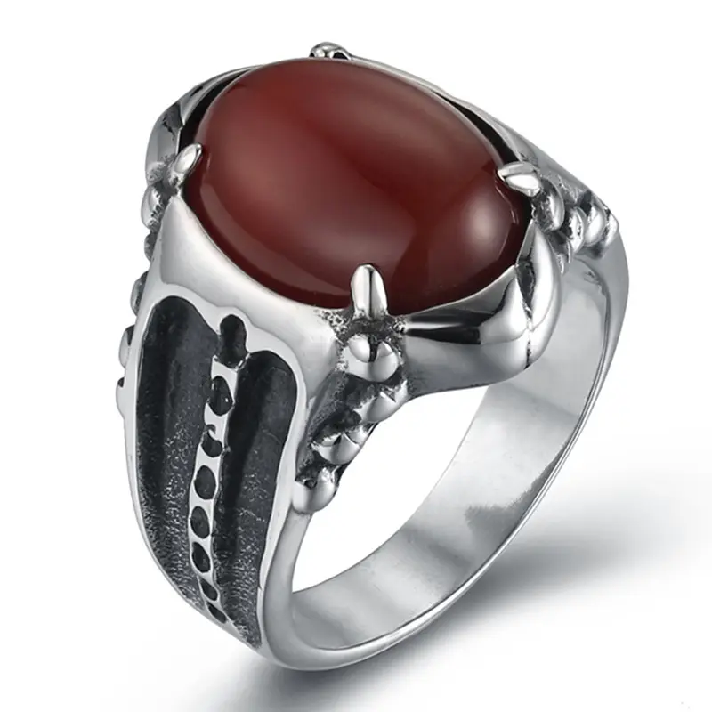 Винтажное серебряное кольцо в стиле панк с рубином