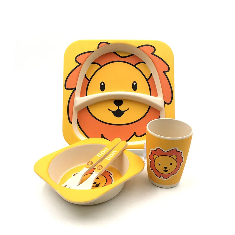 Дизайн с изображением животных; Для малышей и детей постарше бамбуковое волокно тарелки и чашки обеденной посуды набор столовых приборов