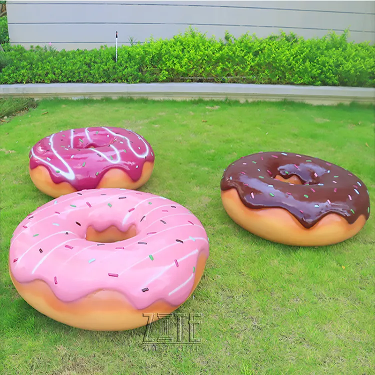 Hot Sale Outdoor Decorative Large Doughnut Statue Fiberglass Donut Sculpture