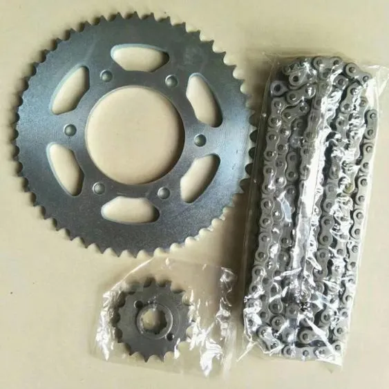 motorcycle chain sprockets set;moto spare parts from china