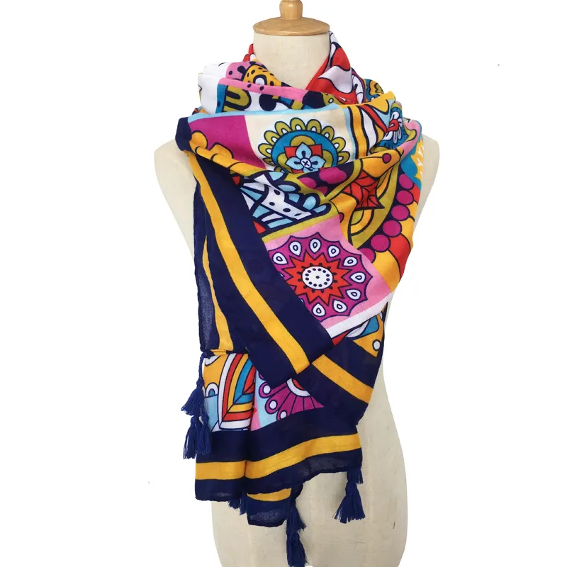 Wholesale 2018 hot sale tudung malaysia fashion bohemian style print summer tassel malaysia shawl