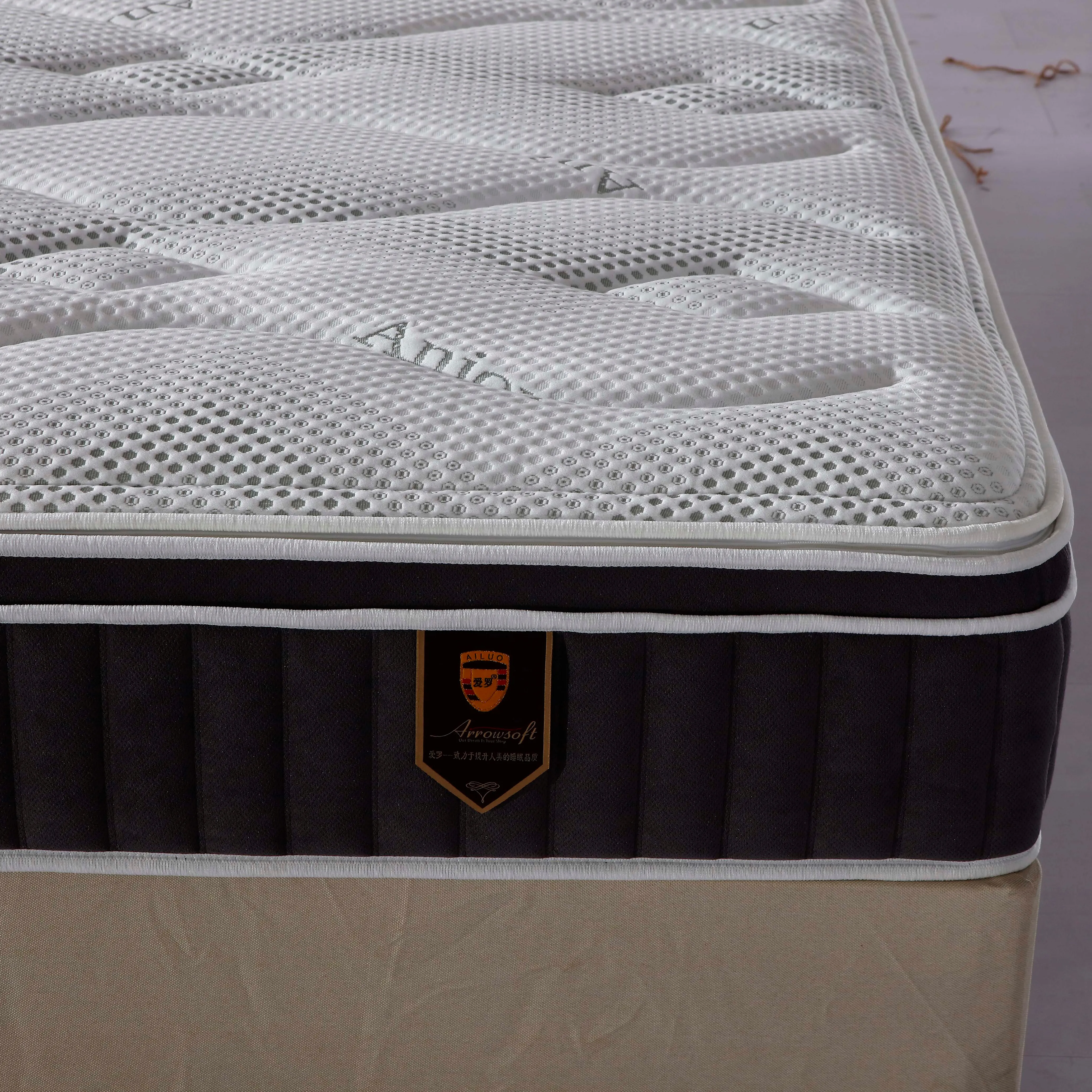 Комфортный натуральный раскатывающийся просто двойной роскошный эксклюзивный сжатый матрас для кровати