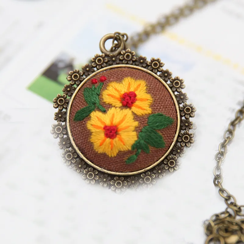 Embroidery Handmade DIY Materials Embroidery To Make Gift Embroidery Sunflower Daisy Sweater Necklace Pendant