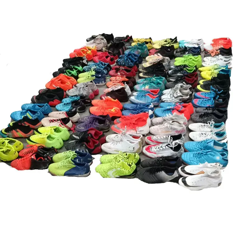 Wholesale Shoes New and Used Football Soccer Cleats Shoes bale