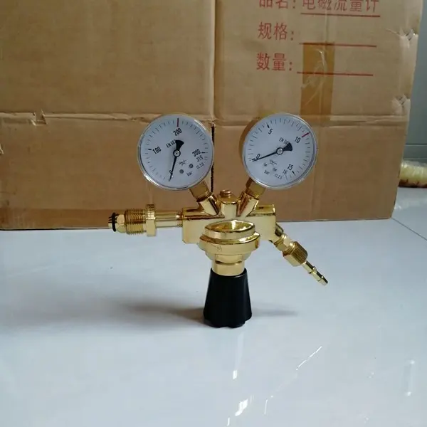 pressure reducing valve gas oxygen cylinder industrial regulator