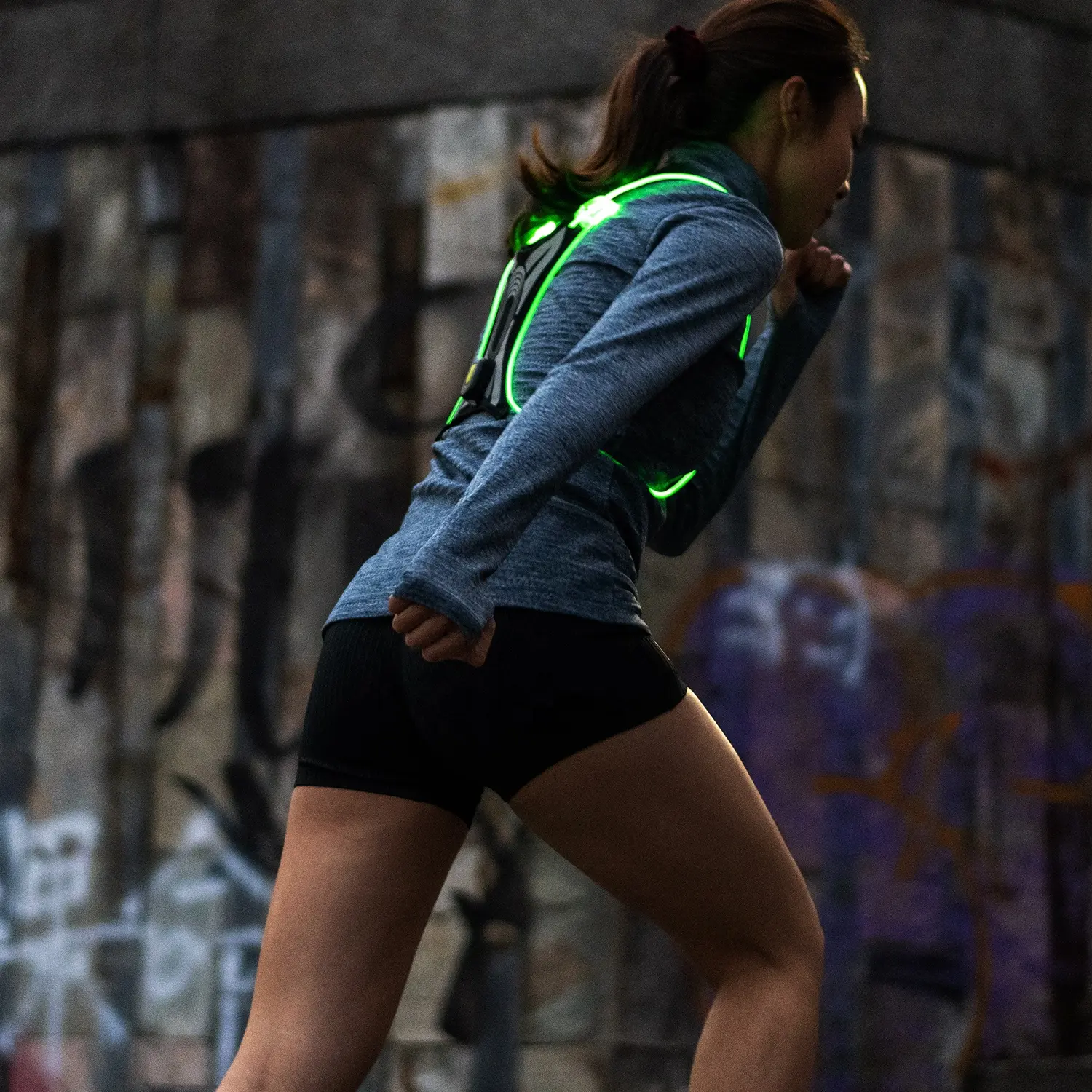 Super Bright 360 USB Rechargeable Flashing LED Running Vest for Road Safety