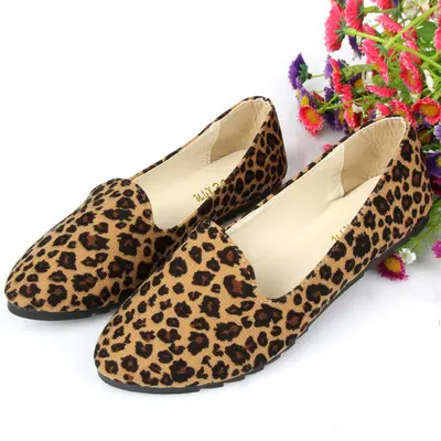 CLS014 wholesale Pointed fashion comfortable flat women cheap ladies nurse shoes