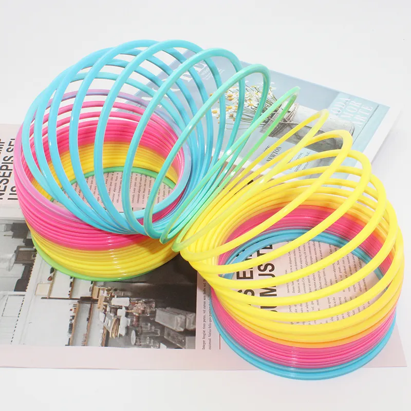 13.5*13.8cm Colorful Rainbow Circle Folding Plastic Magic Spring Coil Toy For Children