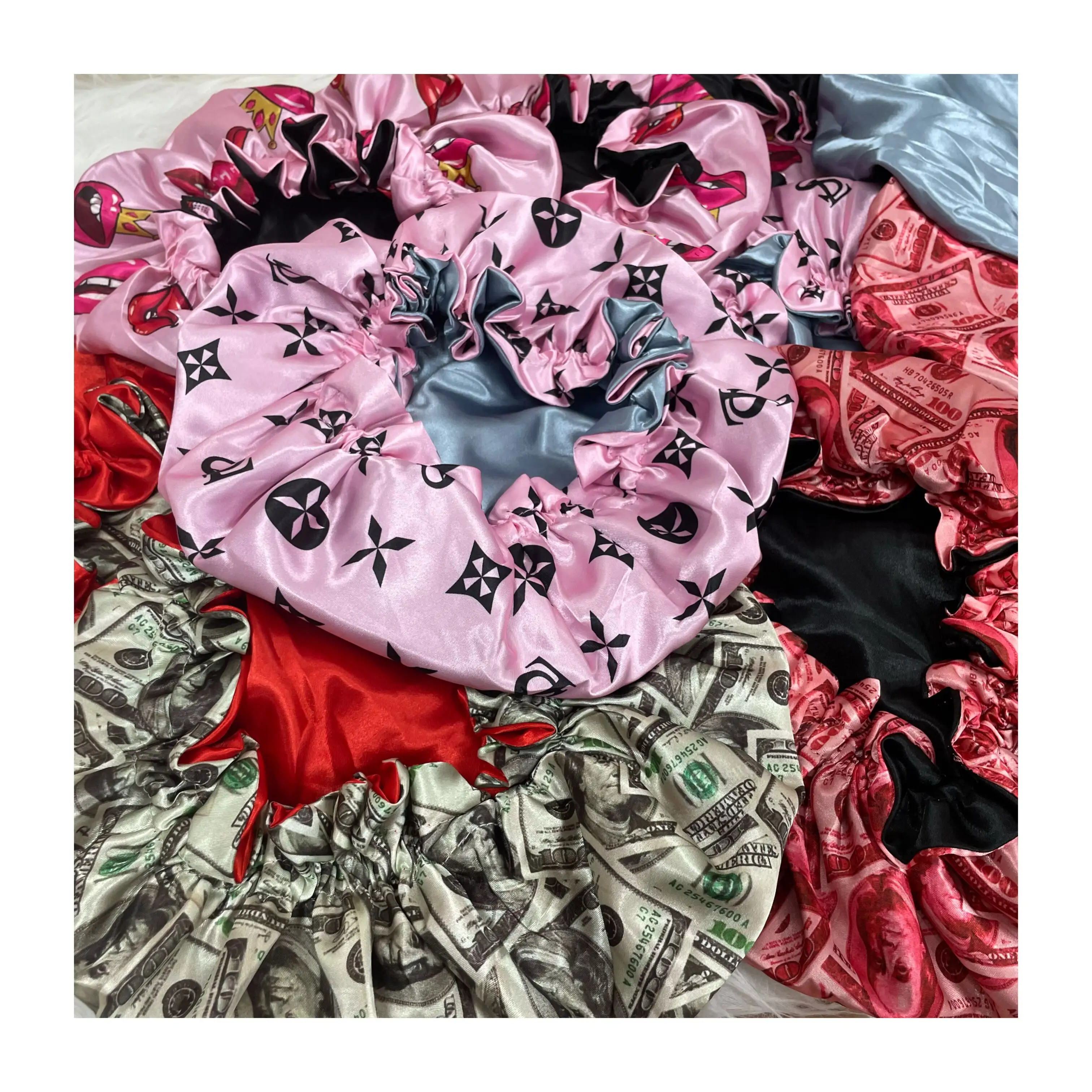 New arrival designer inspired bonnets luxury satin silk hair bonnet with logo