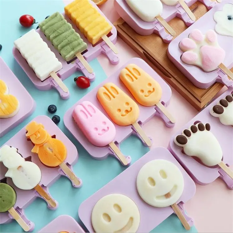 Food Grade Bpa Free DIY Cartoon Design Bunny Cat Paw Ice Cream Popsicle Silicone Tray Molds with Cover and Wooden Sticks