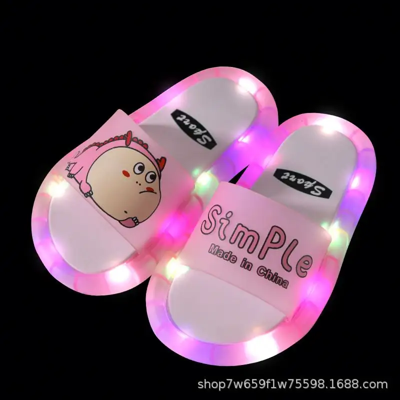 2021 Summer Cool Soft Bottom Indoor Eva LED Children Slippers Sandals Girl Boys Trend Bathroom Slippers Kids Light Up Shoes