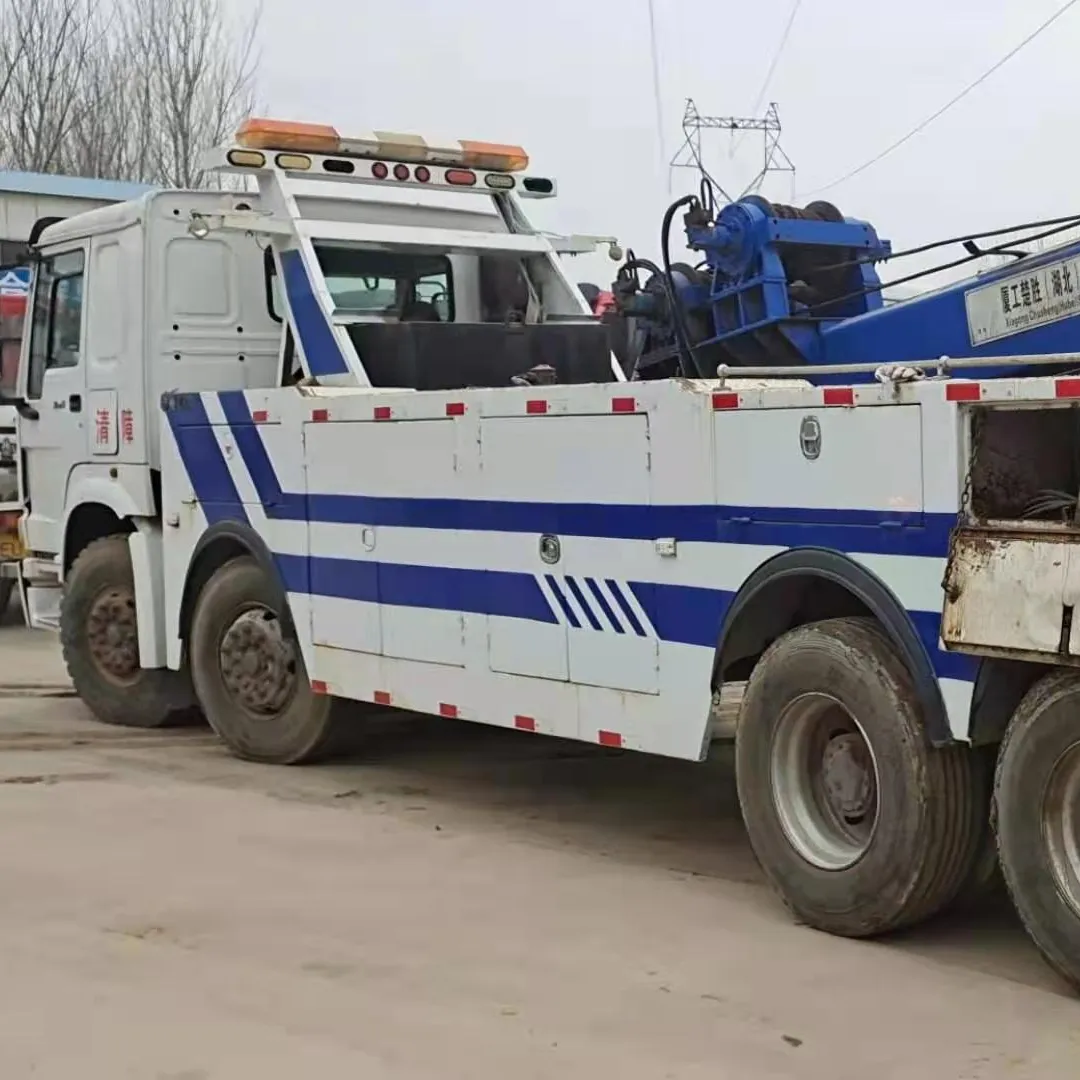 Used fuel type howo used recovery tow wrecker truck