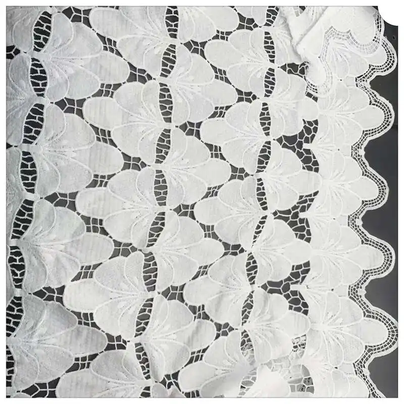 Chinese Keqiao factory white 100% polyester woven large flower mesh water-soluble embroidered lace fabric dress fabric