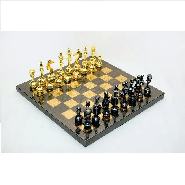 Дизайнерский медный Шахматный набор Премиум Металлический Шахматный набор Персонализированные шахматные фигуры и сложенные металлические доски для детских игр