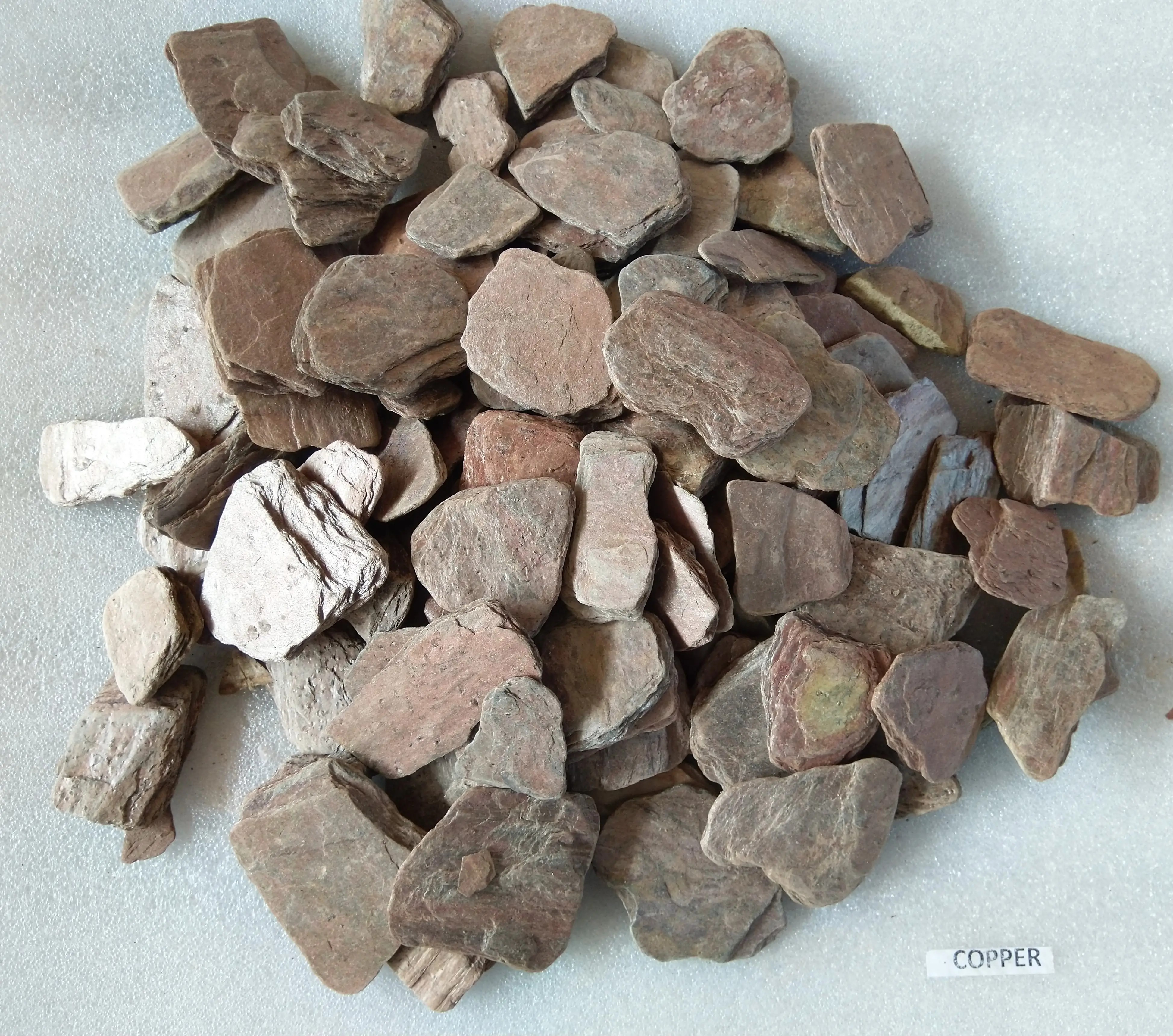 Indian Copper Slate Aggregates paddle stones for landscaping