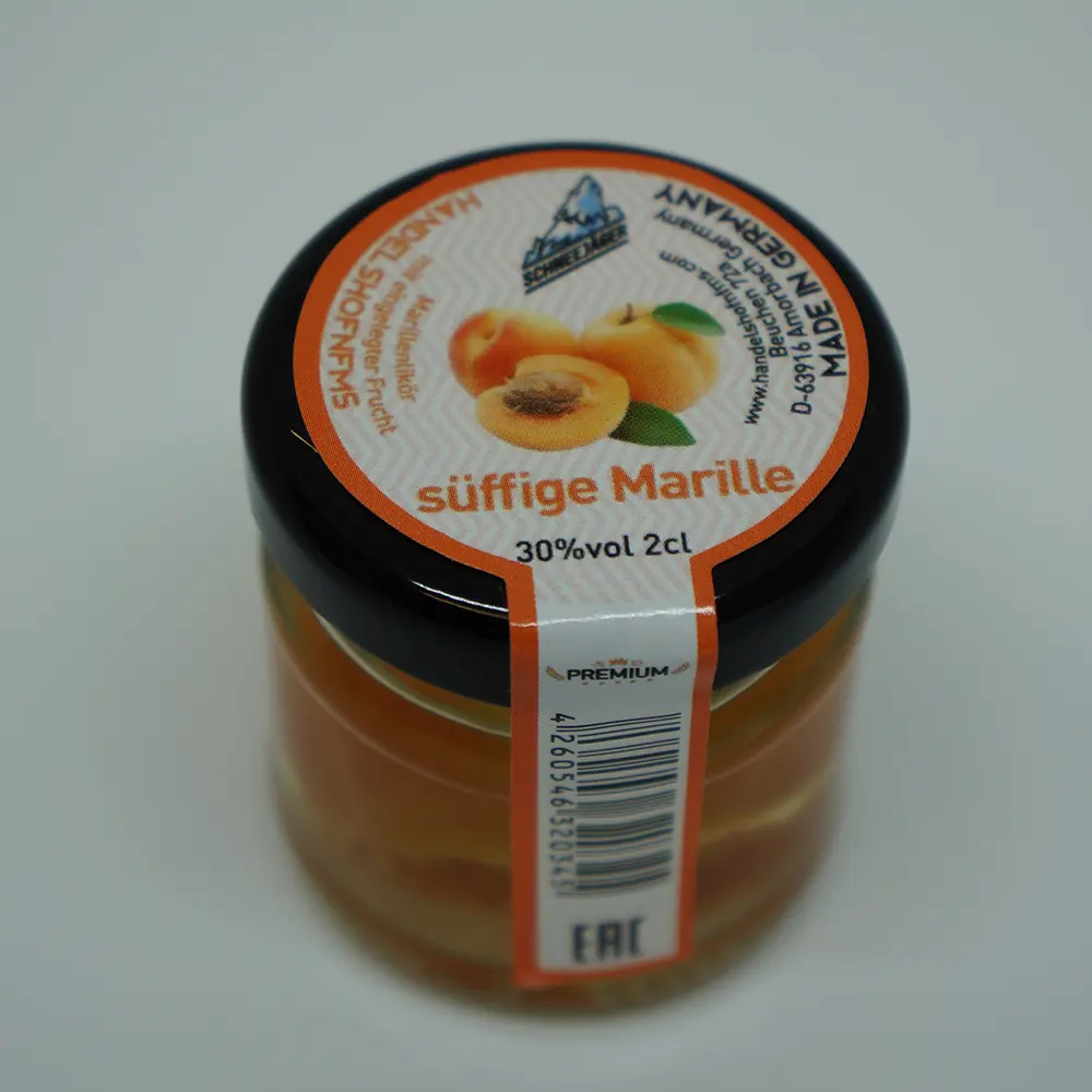 Liqueur with pieces of apricot 30% Schneejager