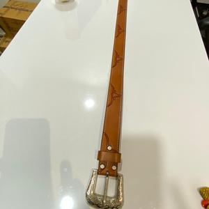 Lüks şık tasarım hakiki deri kemer özel uzunluk yüksek kalite PU toka moda Vintage rahat resmi kıyafetler dayanıklı