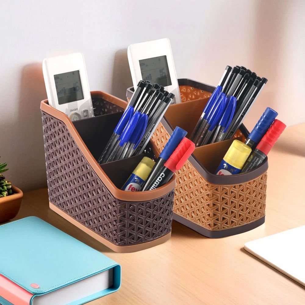 สีน้ำตาล