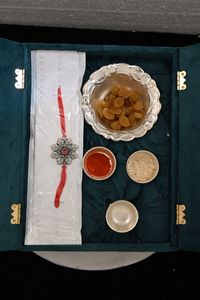 2023新しいデザインの兄弟のための排他的なRakhiギフトボックスカスタマイズされた家の装飾的なRakshabandanギフトbhai送料無料 - Product Image 2