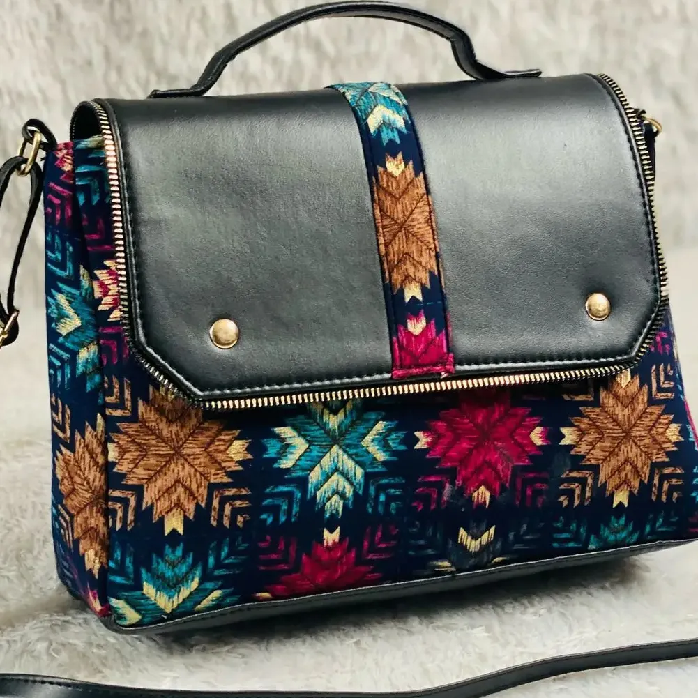 Bolsa feminina de luxo com estampa colorida para mulheres, bolsa feminina com trilhos de frango, venda direta da fábrica, mais vendida em 2024, ideal para uso em bolsas femininas, conjunto de bolsas estampadas