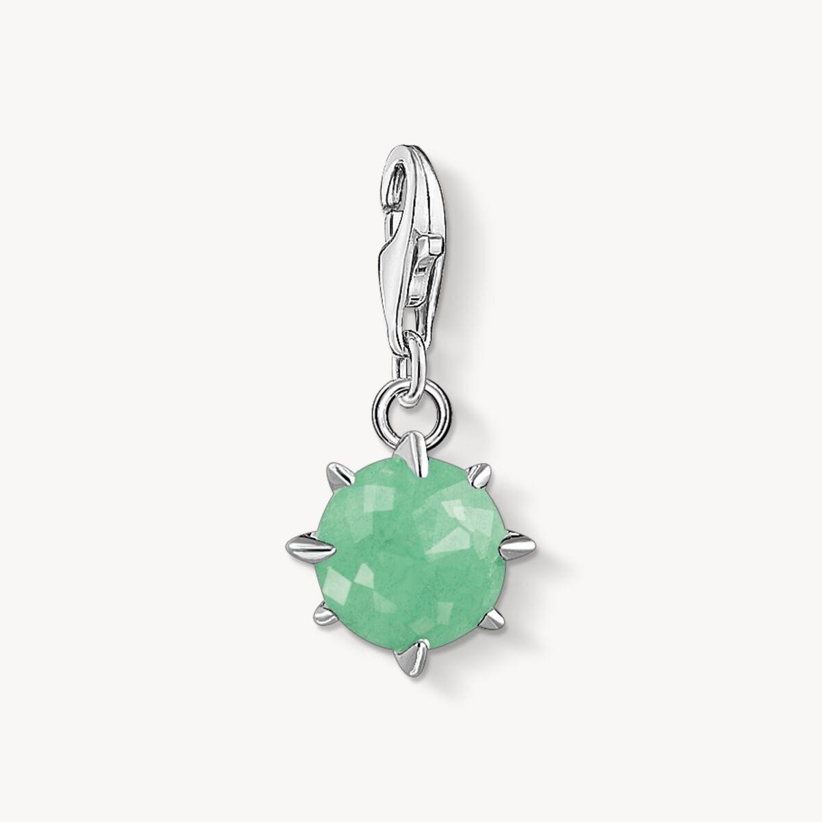 มรกตย้อมสี