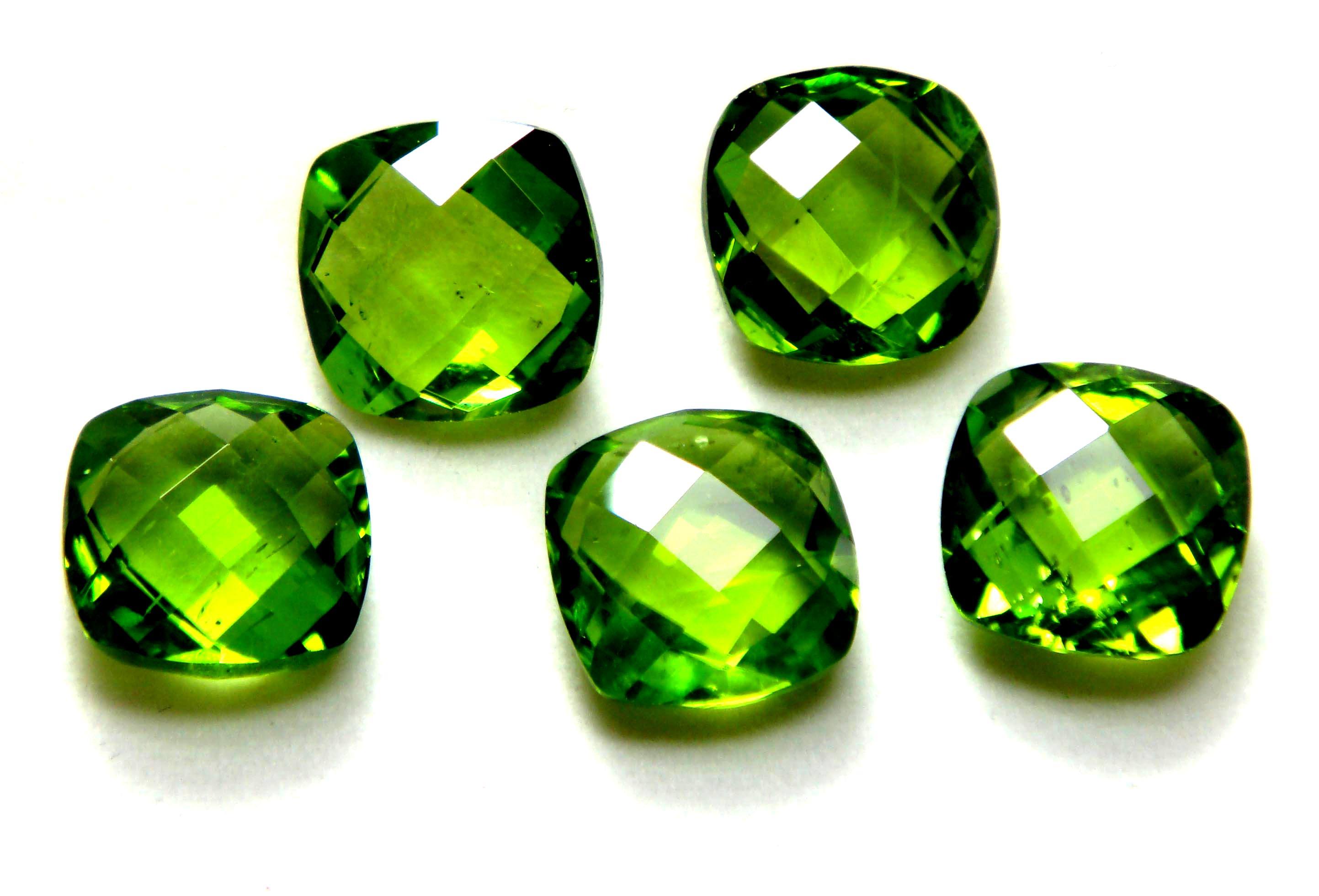 สีเขียว