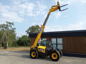 JCB 3ตันตัวจัดการแบบยืดหดได้7เมตรตัวยกดีเซลพาวเวอร์ Stacker สภาพใหม่4WD telescopic handler - Product Image 6