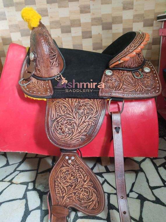 สีน้ำตาล